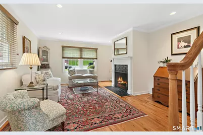 98 Roberton Crossing, Fairfield, CT 06825 - Photo 3