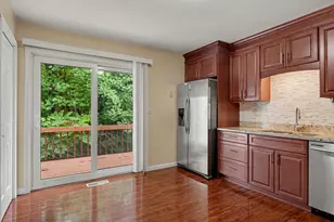 380 Hitchcock Rd, Waterbury, CT 06705 - Photo 5