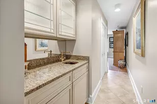 690 Forest Rd, West Haven, CT 06516 - Photo 7