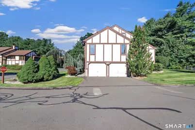 690 Forest Road #463, West Haven, CT 06516 - Photo 3
