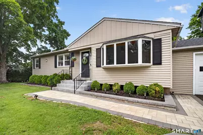 4 Palmer Road, North Haven, CT 06473 - Photo 3