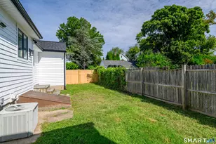 73 Alden St, Fairfield, CT 06824 - Photo 21