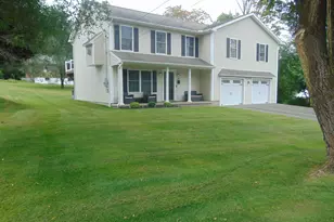 58 Clyde St, Watertown, CT 06779 - Photo 3