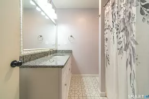 107 Meadow St, Milford, CT 06461 - Photo 21