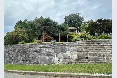 21 Platt Street, Ansonia, CT 06401 - Photo 3