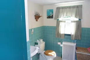 134 East Rd, Bristol, CT 06010 - Photo 17