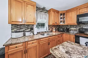 21 Lancaster St, Watertown, CT 06779 - Photo 9
