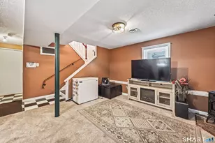 21 Lancaster St, Watertown, CT 06779 - Photo 23
