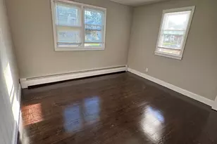 62 Day St, New Britain, CT 06051 - Photo 9