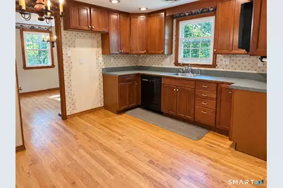14 Knollwood Drive, Vernon, CT 06066 - Photo 11