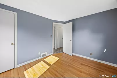 39 Whiteside Street, Newington, CT 06111 - Photo 19