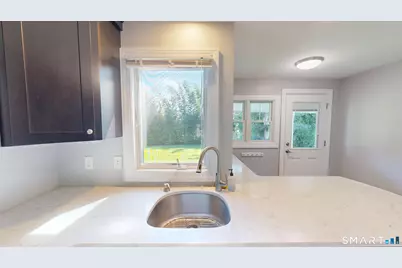 88 Vineyard Road, Hamden, CT 06517 - Photo 11