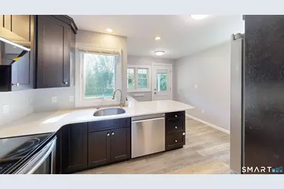 88 Vineyard Road, Hamden, CT 06517 - Photo 7