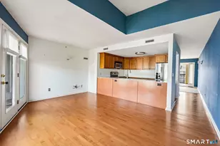 3250 Fairfield Ave, Bridgeport, CT 06605 - Photo 7