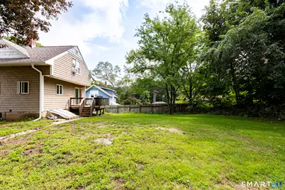 55 Bentley Avenue, Norwich, CT 06360 - Photo 5