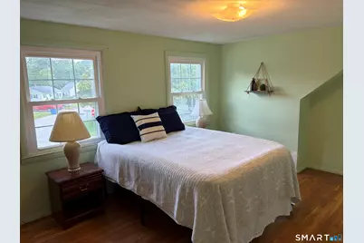 7 Massachusetts Road, Montville, CT 06370 - Photo 23