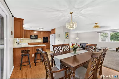 5 Parsons Drive, Simsbury, CT 06070 - Photo 9