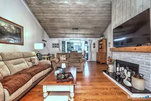 138 Bison Ln, Stratford, CT 06614 - Photo 19