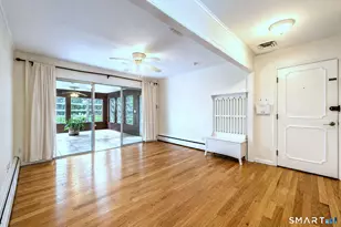 10 Vernon Ct, Woodbridge, CT 06525 - Photo 5