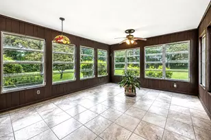 10 Vernon Ct, Woodbridge, CT 06525 - Photo 7