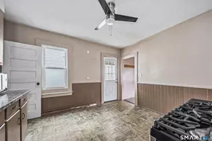 125 French St, Torrington, CT 06790 - Photo 27