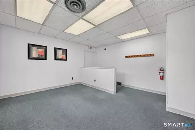 268 Montauk Avenue #268, New London, CT 06320 - Photo 5