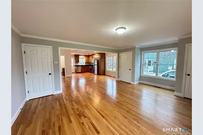 562 Light Street, Stratford, CT 06614 - Photo 3