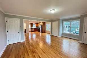 562 Light St, Stratford, CT 06614 - Photo 3