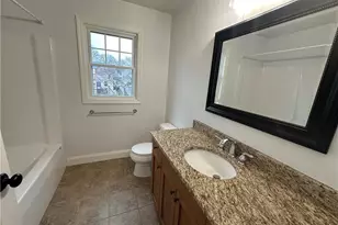 562 Light St, Stratford, CT 06614 - Photo 11