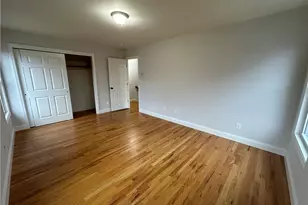 562 Light St, Stratford, CT 06614 - Photo 13