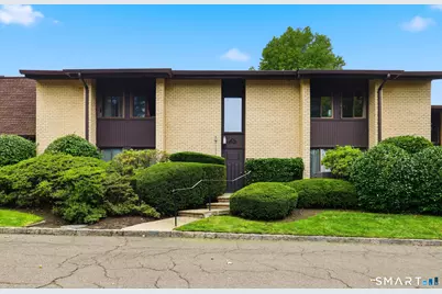 83 Courtland Avenue #5, Stamford, CT 06902 - Photo 1