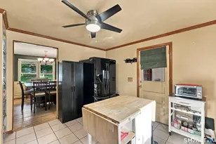 129 Mayflower Ln, Meriden, CT 06450 - Photo 11