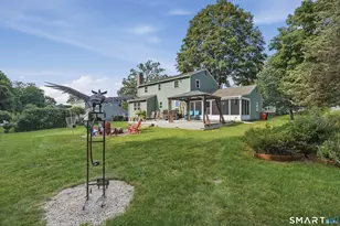 129 Mayflower Ln, Meriden, CT 06450 - Photo 35