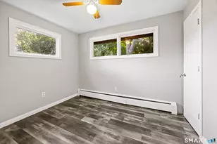 96 Oldham Ave, Waterbury, CT 06705 - Photo 9