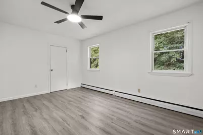 16 Griffin Road South, Bloomfield, CT 06002 - Photo 19