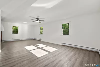 16 Griffin Road South, Bloomfield, CT 06002 - Photo 3