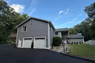 8 Cawdor Burn Rd, Brookfield, CT 06804 - Photo 1