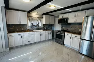 2 Mediterranean Ln, Norwich, CT 06360 - Photo 7