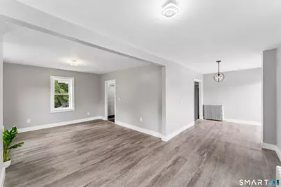 10 Center Street, Windsor Locks, CT 06096 - Photo 15
