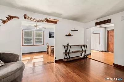 5 Roosevelt Drive, Seymour, CT 06483 - Photo 9