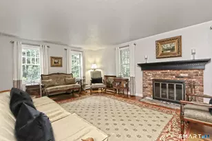 130 Elm St, Fairfield, CT 06824 - Photo 11