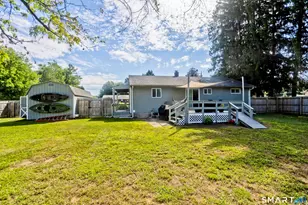 11 Harvest Rd, Enfield, CT 06082 - Photo 5