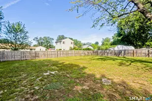 11 Harvest Rd, Enfield, CT 06082 - Photo 7