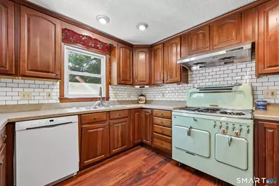 164 London Road, Hebron, CT 06248 - Photo 9
