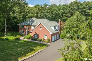 127 Kingswood Dr, Naugatuck, CT 06770 - Photo 31