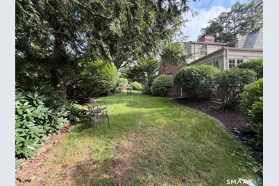 53 Belknap Road, West Hartford, CT 06117 - Photo 5