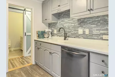 45 Main Street #402, Plainfield, CT 06374 - Photo 9