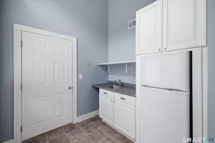 2614 Boston Post Rd, Guilford, CT 06437 - Photo 9