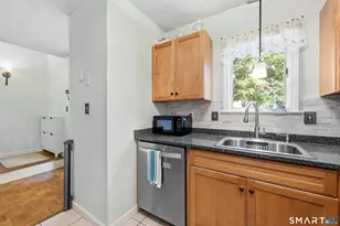 75 Rosemary Ln, Newington, CT 06111 - Photo 7