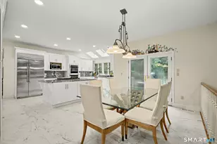 97 Brookhollow Ln, Stamford, CT 06902 - Photo 7
